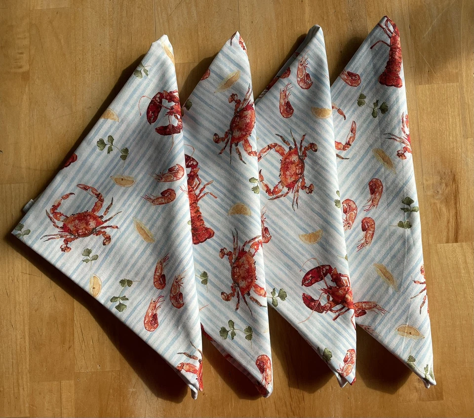 Complete Set 4 Napkins. Placemats And Matching Runner Crab Lobster Bake 9 Pieces - Image 4 of 4