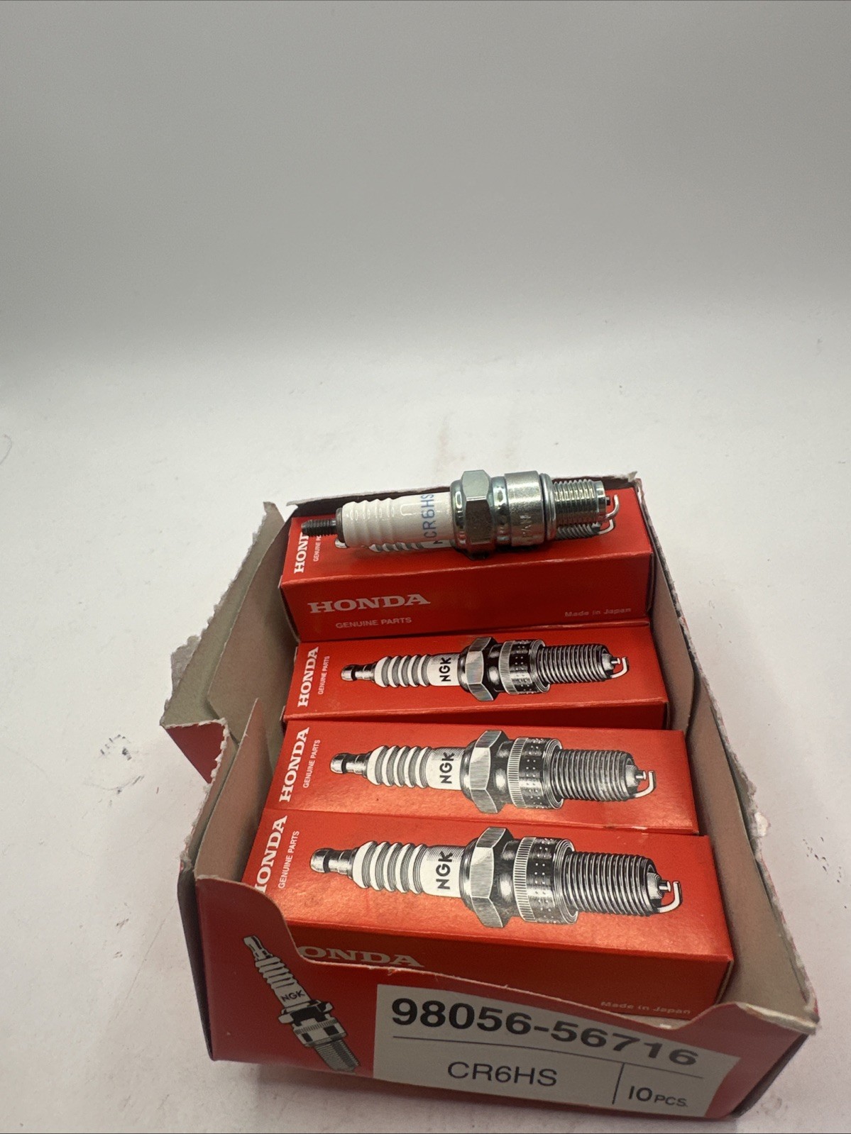 Lot of 5 Honda Ngk Spark Plugs 98056-56716 Cr6hs
