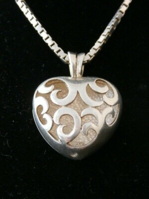 Vintage Sterling Silber 3D Cut Out Herz Halskette Anhänger. Preisvorschlag machen #1121