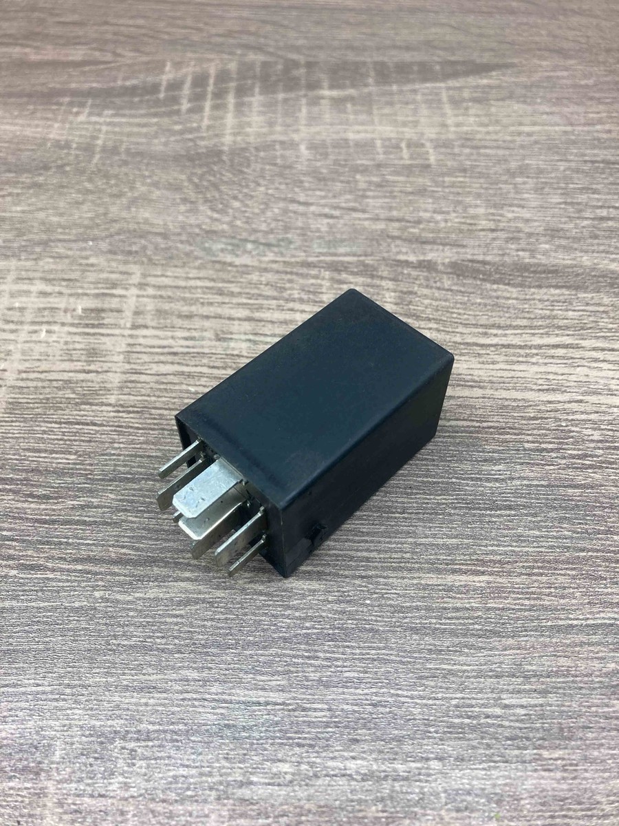 1388545 54225001 BMW 3 Series E36 Relay Control Module Unit 