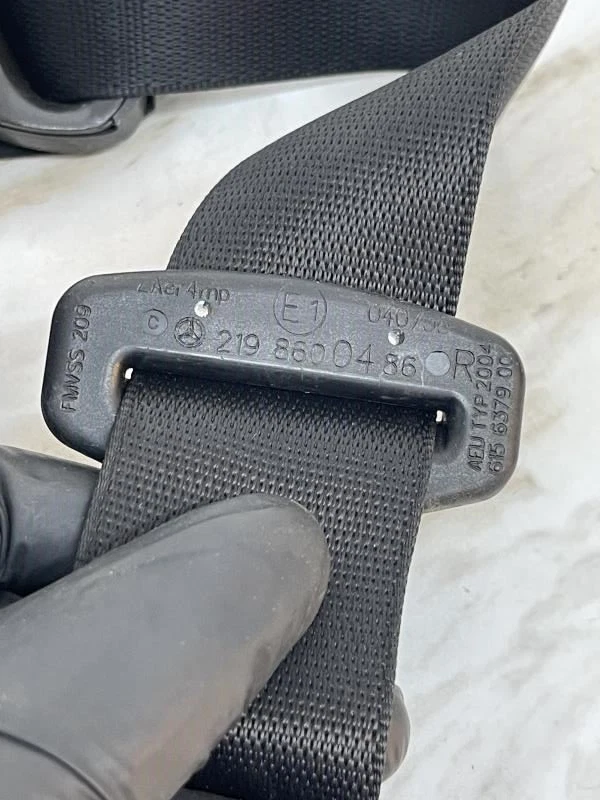 2007 - 2008 MERCEDES BENZ CLS550 PASSENGER RIGHT SIDE SEATBELT OEM  607566400008 - Image 4 of 4