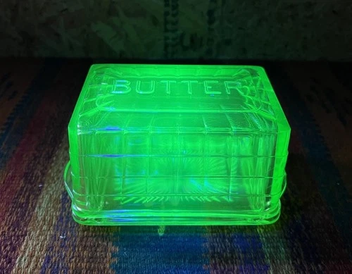 Vintage Block Optic Green Uranium Vaseline Butter Dish With Lid