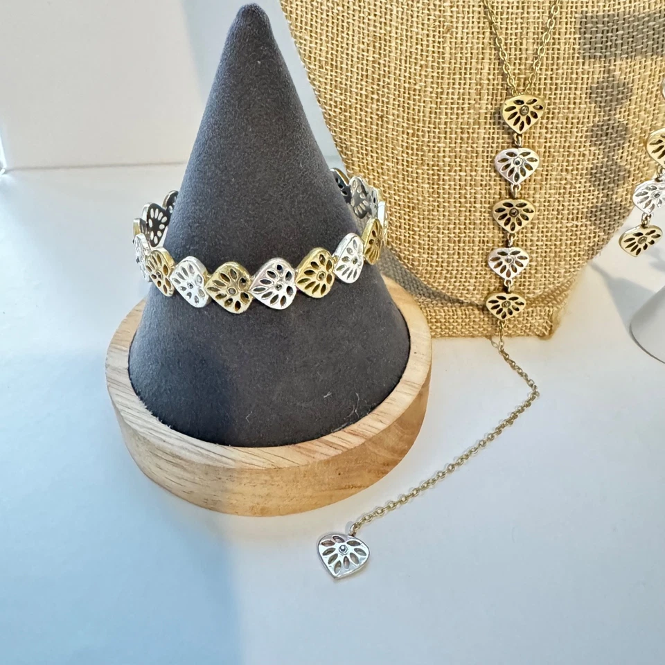 Juego de pendientes y brazaletes de metal mezclado Lucky Brand Heart Charm Lariat collar Foto 2 de 4