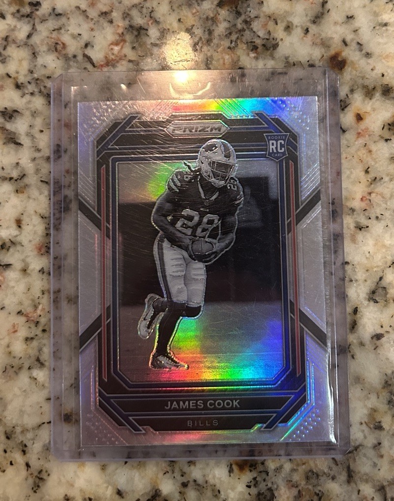 2022 Panini Prizm - Rookie Variation James Cook #319 Silver Prizm (RC)