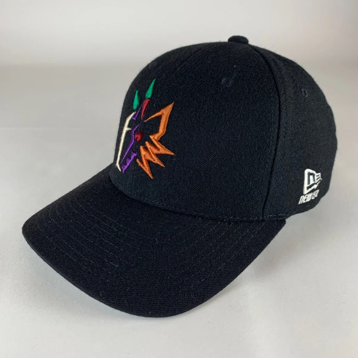 New Era Phoenix Coyotes NHL Fan Apparel & Souvenirs for sale  display picture 1