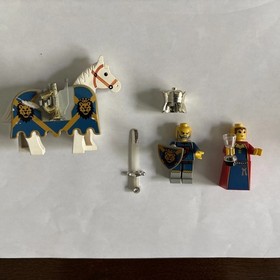 LEGO Knights' Kingdom King Leo's Castle 6098 with Instruction Manual
