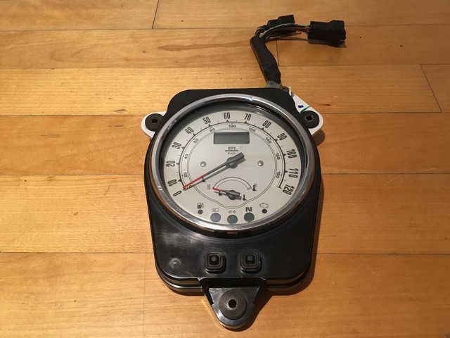 yamaha road star 1600 speedometer