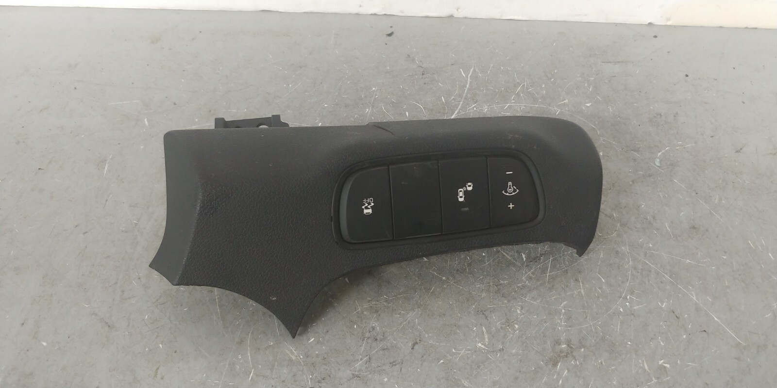 Kia Sorento Dash Switch 93700C5190WK Blind Spot Traction Control OEM