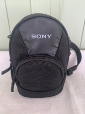 VINTAGE CARRY SONY CAMERA BAG  STRAP Barely Used. EUC
