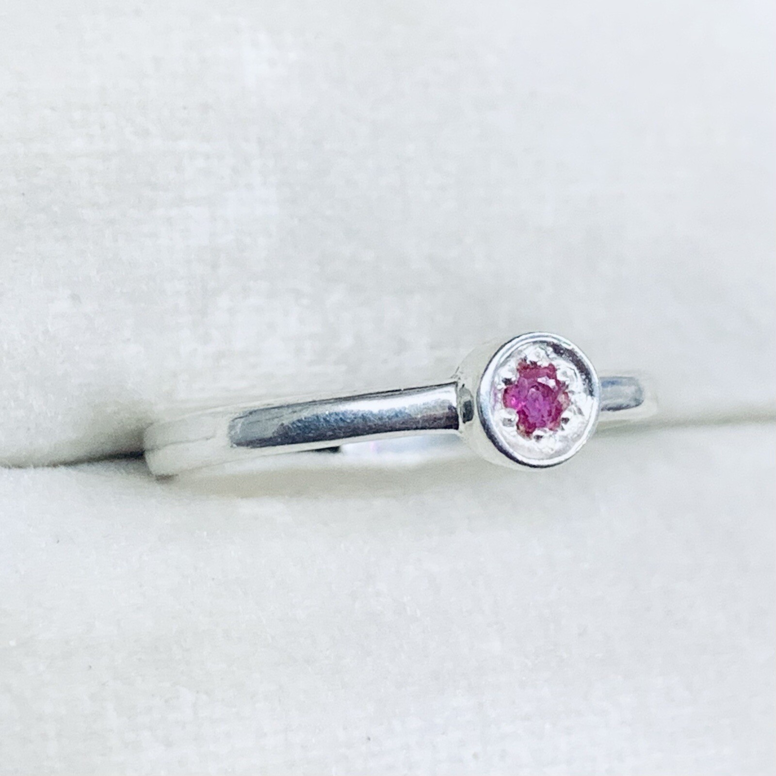925 Sterling Silver Round Ruby Open Split Engagem… - image 3