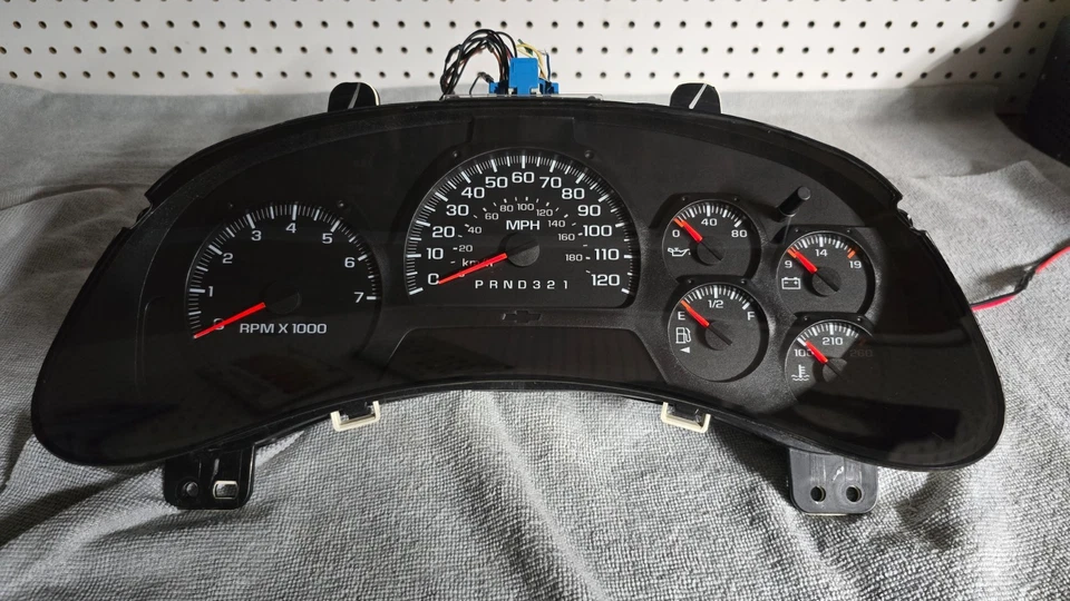 2002 - 2009 雪佛兰开拓者仪表组 — 第 2/4 张图片