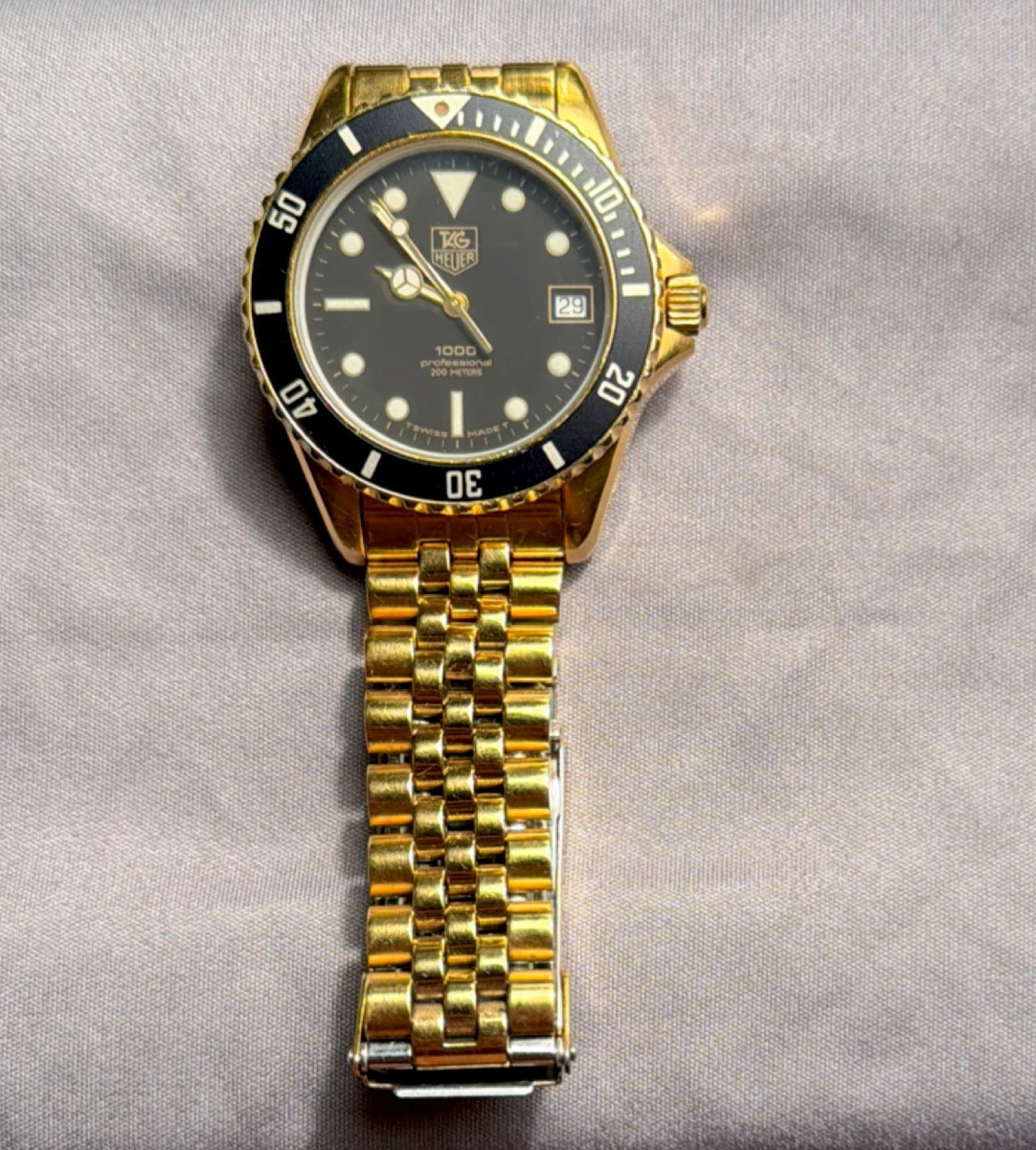 TAG Heuer Quartz 200 m (20 ATM) Water Resistance Wristwatches for