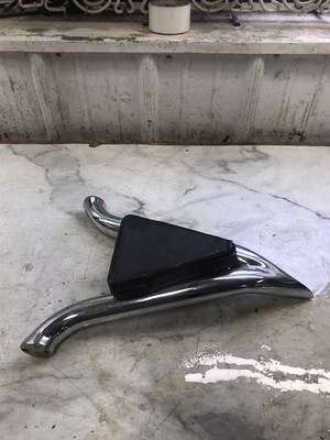 05 Kawasaki VN 2000 VN2000 Vulcan Limited passenger back rest sissy bar