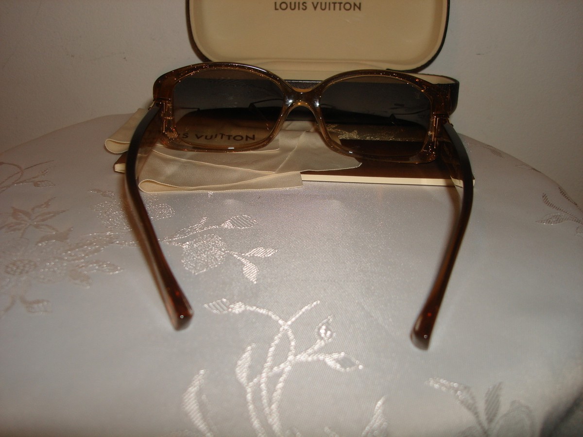 Louis Vuitton Sunglasses - Handmade in France Designer Sunglasses Selection for Men | LOUIS VUITTON main image 2