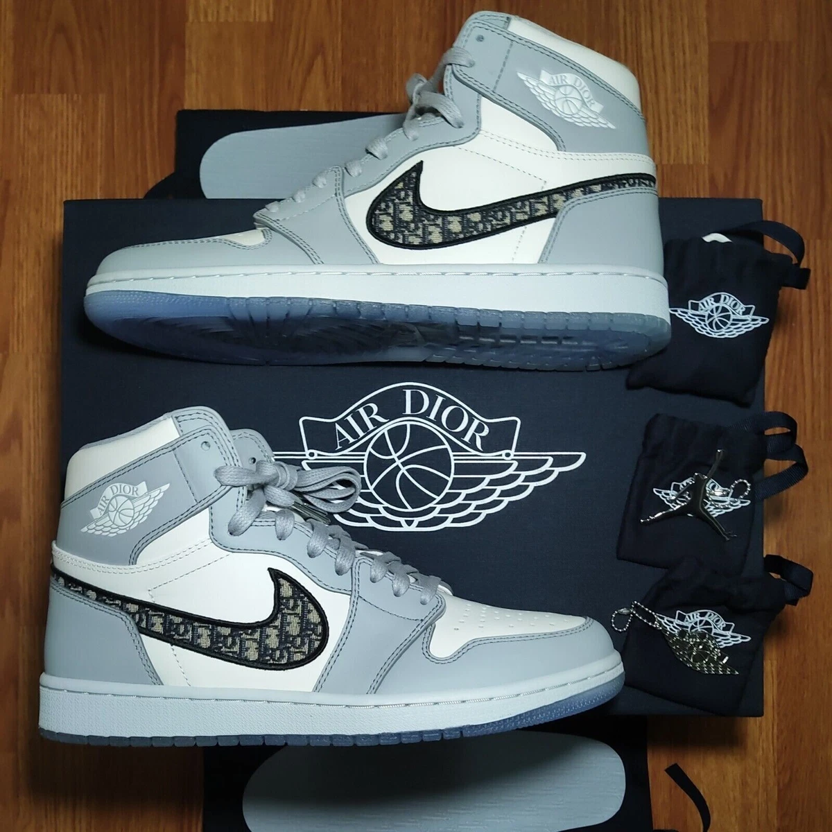 Giày Nike Air Jordan 1 Dior Blue Xanh Ngọc #34 Giày Nike Air Jordan 1 Dior Blue Xanh Ngọc