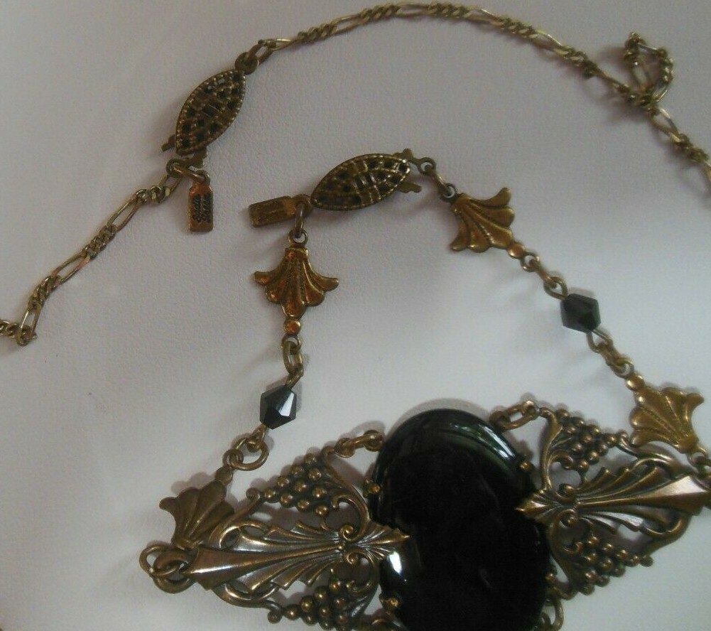 Picture 5 of 9