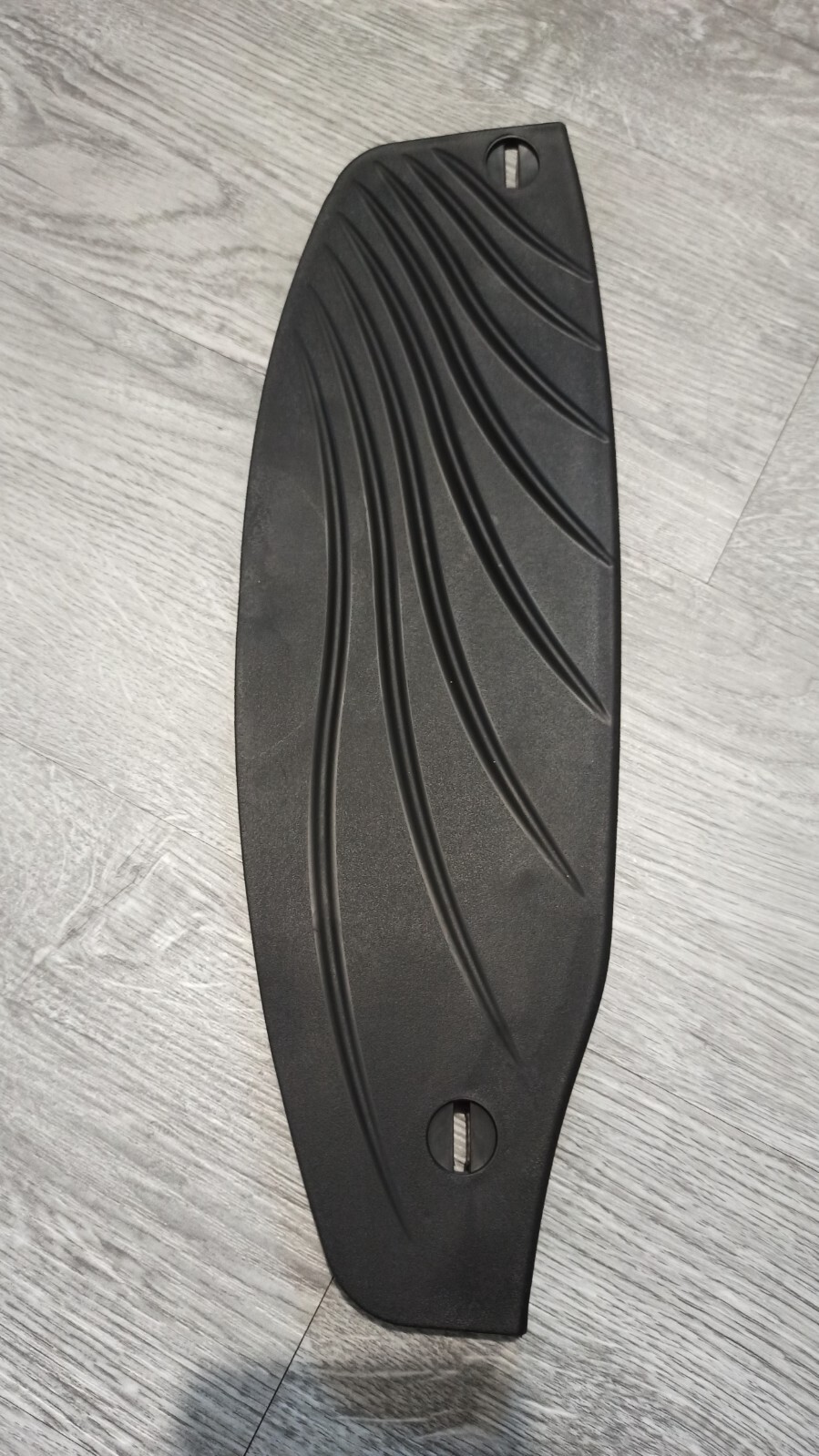 Tapis repose-pied droit d'origine Piaggio Beverly en caoutchouc noir