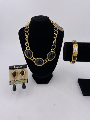 Costume Jewelry Set - Napier, Necklace, Earrings, & Bracelet (GLO-N-015) - Picture 1 of 4