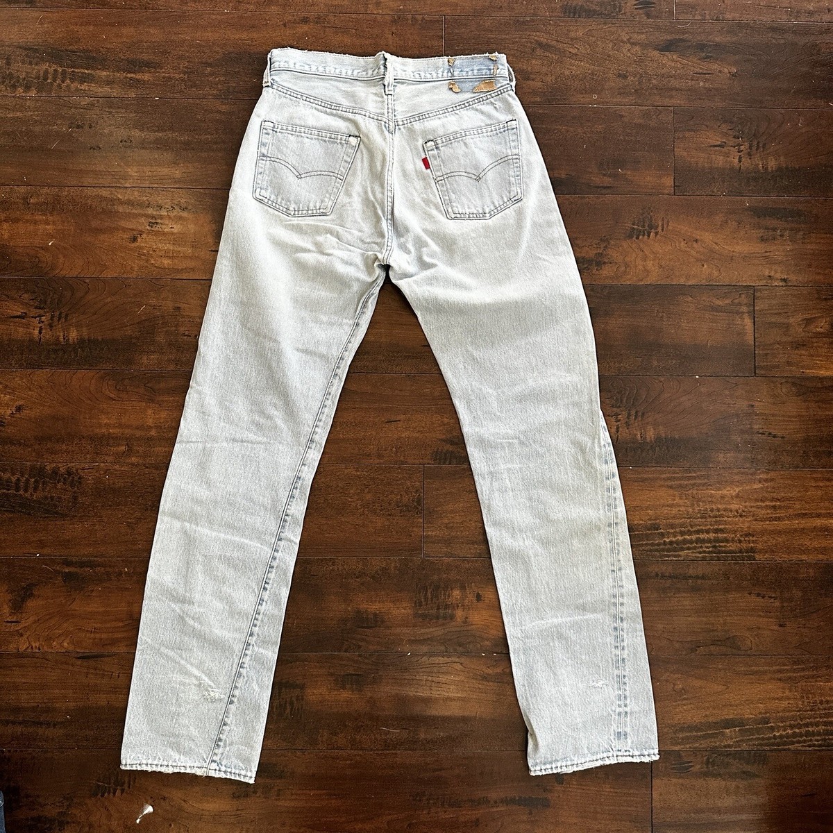 Levis Vintage 80s Redline Selvedge USA 501 Light Wash Blue Levis Vintage 80s Redline Selvedge USA 501 Light Wash Blue