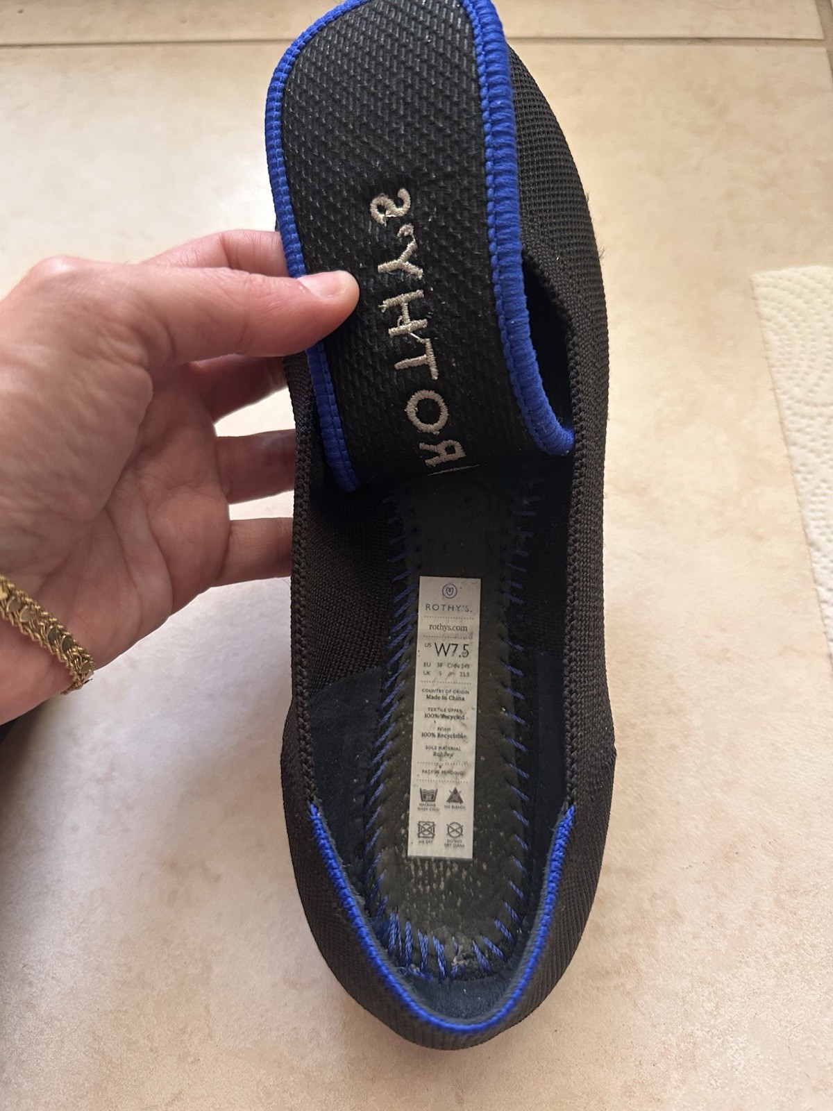 Rothy's Black Solid Flat Round Toe Slip On Size 7… - image 3