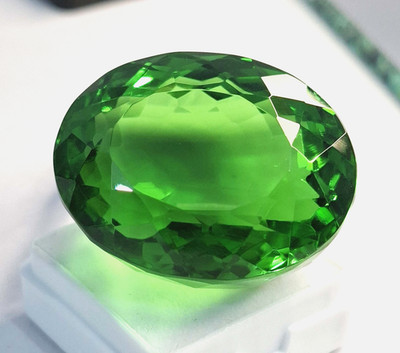 Colombian Green Emerald 122-124 Carat  Oval Cut Loose Certified Gemstone RK918