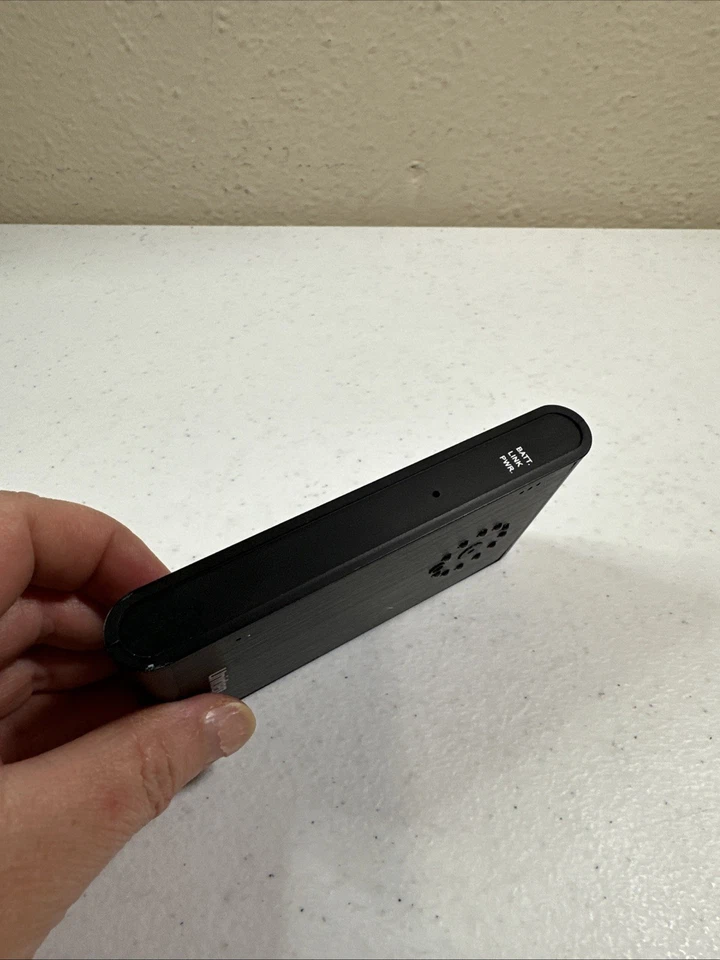 Uniden UDWC23 Wireless Security Camera W/ Adapter - Image 4 of 4