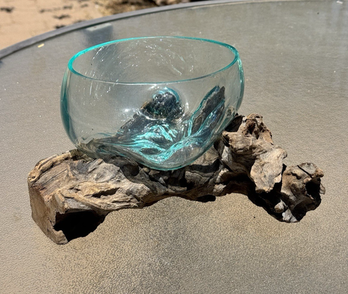 Unique LG Molten Glass Sculptural 6" Bowl on Natural Teak Driftwood Root - Picture 4 of 7