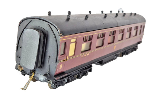 Spur O Stanier Periode III Personenkorridor Reisezugwagen LMS weinrot 5678 Modell ohne Verpackung | Condition: Used