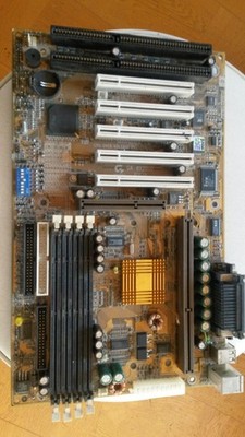 Gigabyte GA-BX2000 Slot 1 Mainboard Retro Vintage