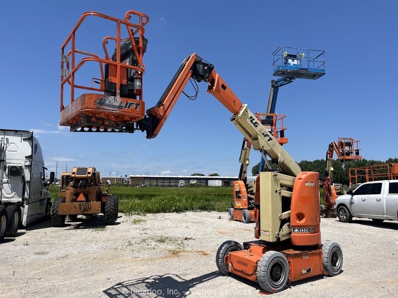 2014 JLG E300AJP 30' Electric Articulating Boom Lift Man Aerial Platform bidadoo