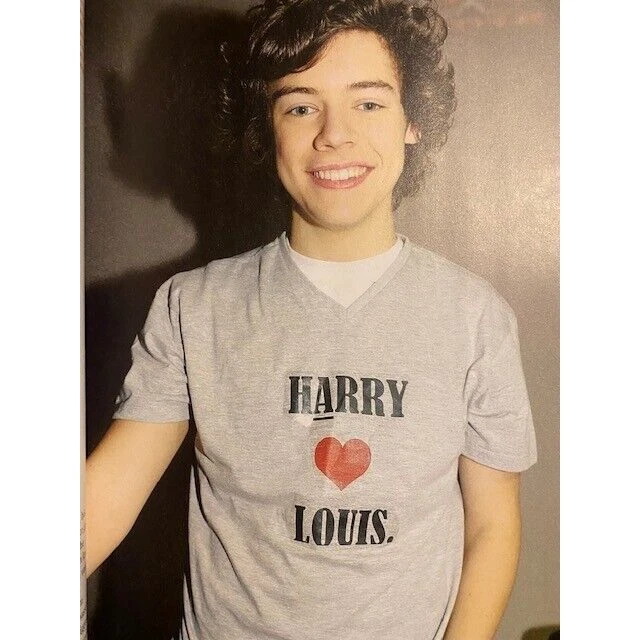 HARRY STYLES photo book FROM 1D TO THE WORLD'S BIGGEST STAR 97 PAGES - Image 4 of 4