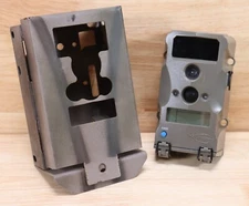 Wildgame Innovations T8B2X11 Blade X8 Lights Out Trail Camera and Steel Case