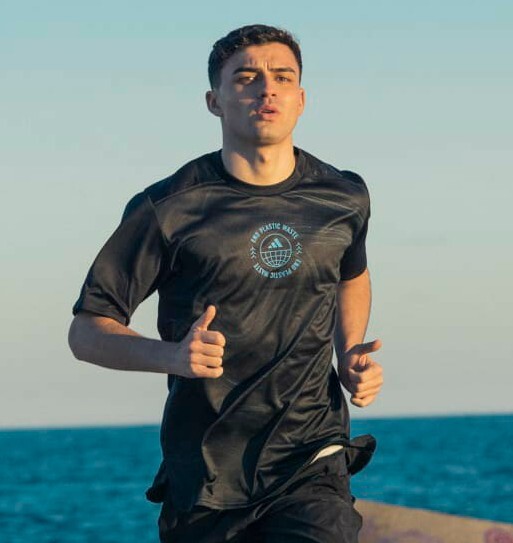 MENS ADIDAS DESIGNED FOR RUNNING FOR THE OCEANS T-SHIRT UK SMALL