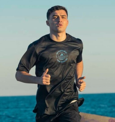 MENS ADIDAS DESIGNED FOR RUNNING FOR THE OCEANS T-SHIRT UK SMALL