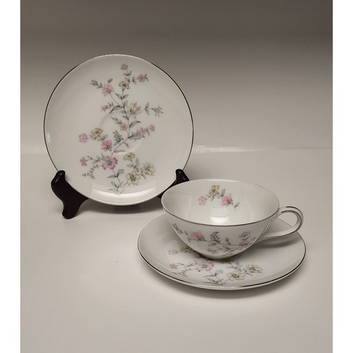 Vintage Dover 1533 by Wentworth Fine China Porcelain DINNERWARE SET - Picture 13 of 23