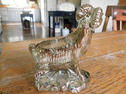 Mint BACCARAT Glass ZODIAC GOLD Crystal RAM SHEEP Figurine Statue-France - Picture 3 of 4