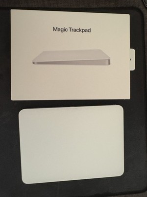 Apple Magic Trackpad - Weiße Multi-Touch Oberfläche