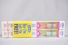 Vintage 1994 Oral-B Indicator Toothbrush 60 Soft Straight Two Pack Pink Green