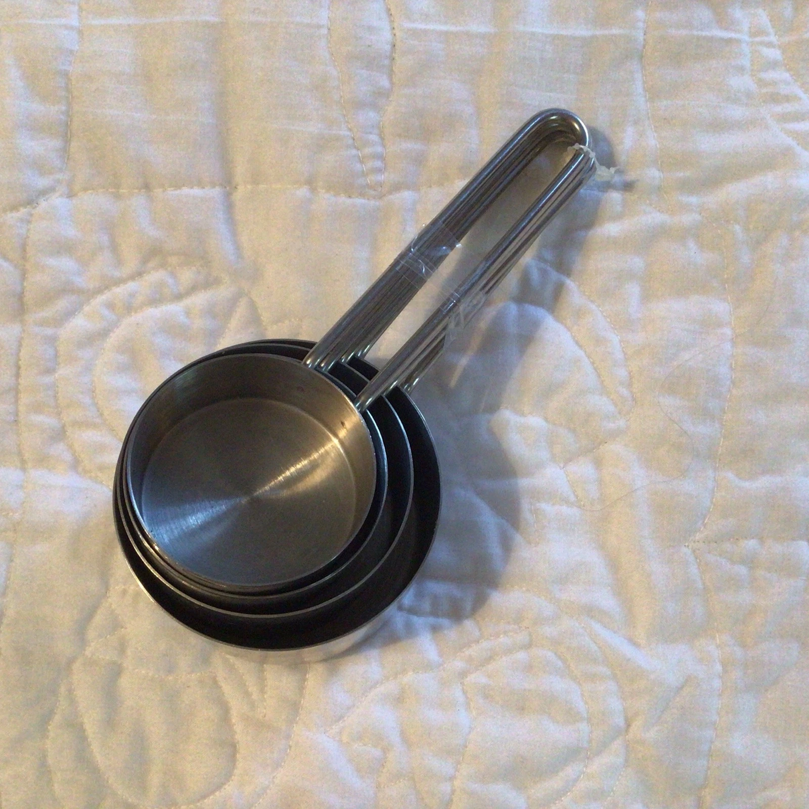 William Sonoma Open Kitchen Set of 4 Stainless Steel Measuring Cups
