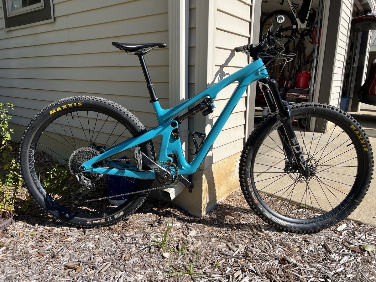 Yeti SB130 Custom Ridewrapped Medium Low Miles