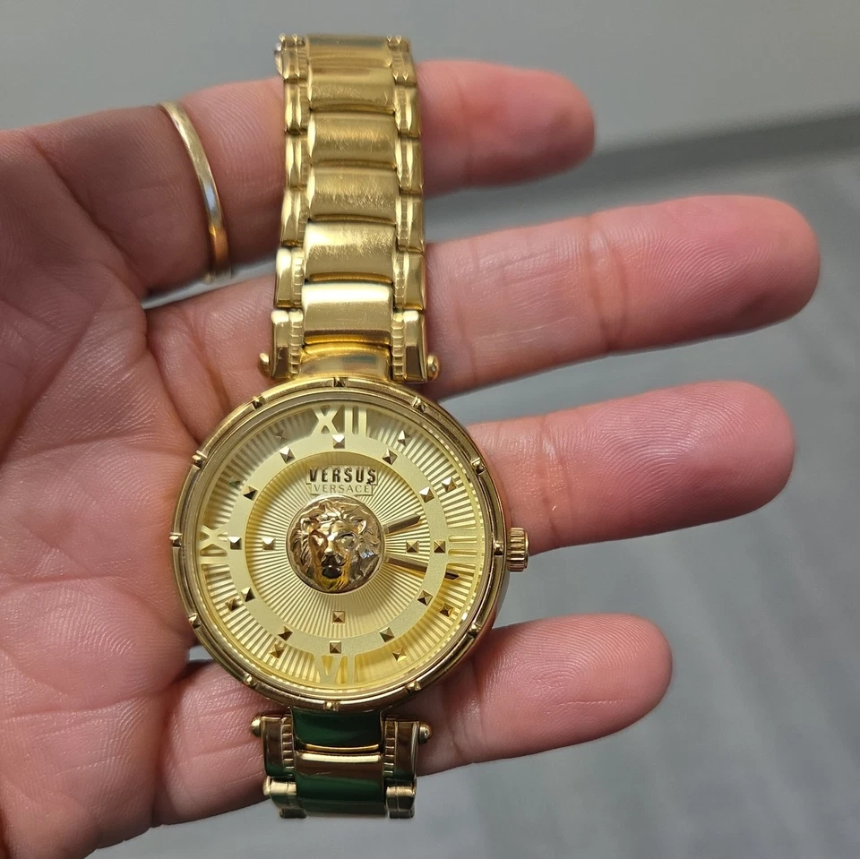 Reloj mujer versus versace moscova cuarzo oro. VSPHH3021 Foto 3 de 4