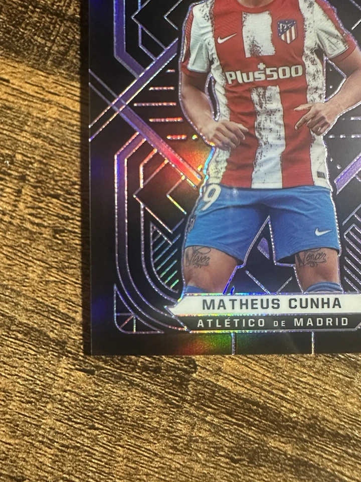 2021-22 Panini Obsidian La Liga Matheus Cunha Purple Electric Etch Rookie 10/30 - Image 4 of 4