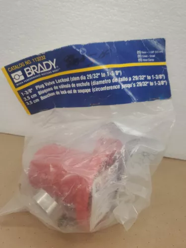 NEW Brady 113232 1-3/8" Plug valve Lockout   *FREE SHIPPING*