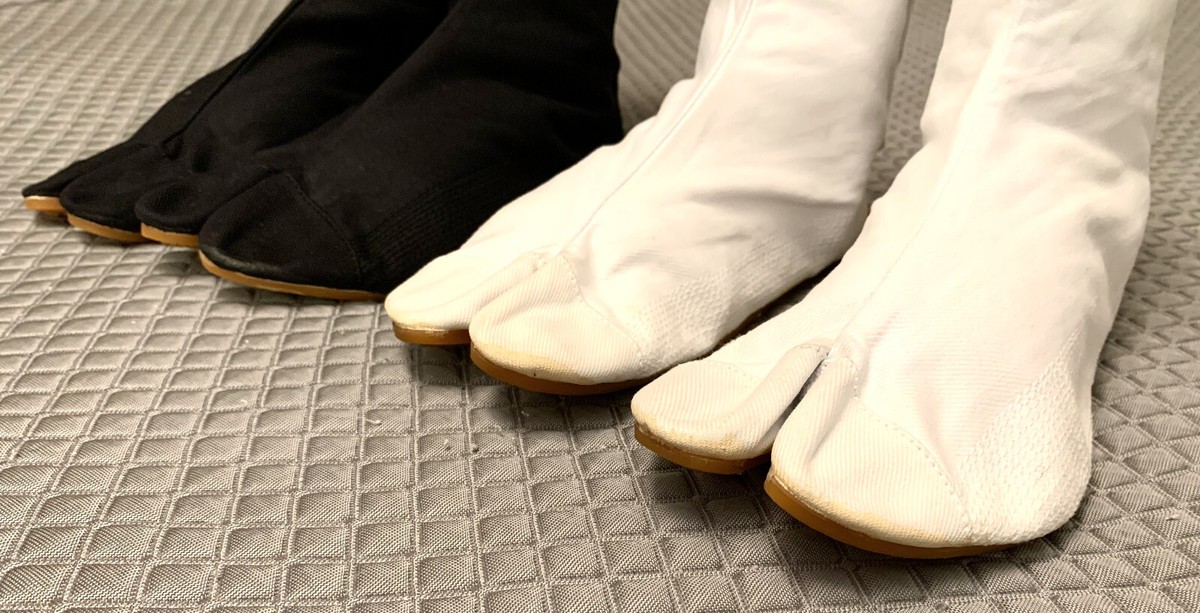 tabitabi様 リクエスト 4点 まとめ商品 Amazon.com | Tabi Shoes for Men Women Split Toe Loafers