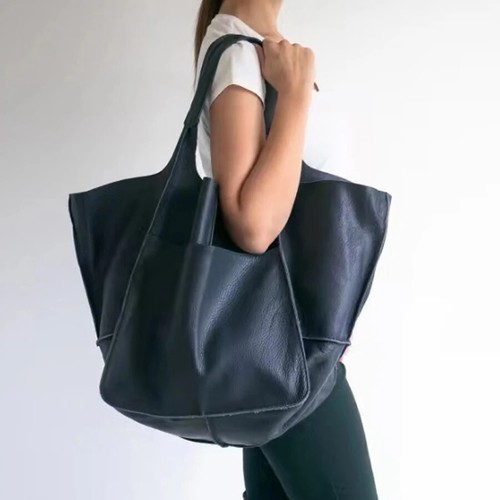 Borsa grande alla moda e minimalista con pelle morbida e grande capacità - Foto 28 di 32