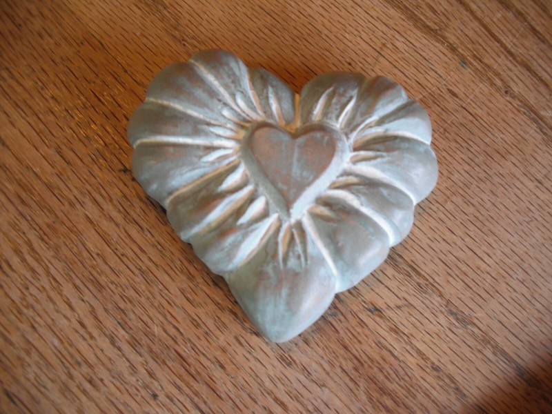 1993 Green Isabel Bloom Heart In A Heart Sculpture