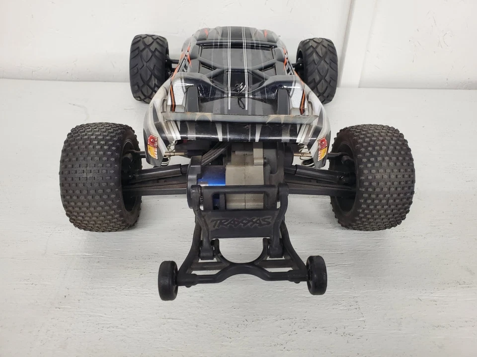 Traxxas Rustler with Velineon VXL-3s Brushless Tested Works RTR Minus Battery - Image 3 of 4