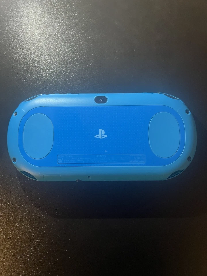 Sony PS Vita 2000 银色 — 第 2/2 张图片