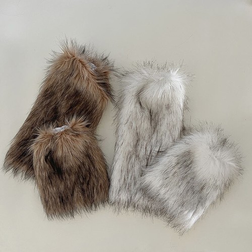 Jambiere courte de fourrure pour les femmes - 3,99 € | boutique en