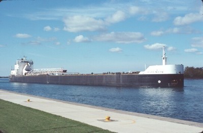 SHIP --- MV H. LEE WHITE (SOO LOCKS) --- Original Slide 4 T13-15
